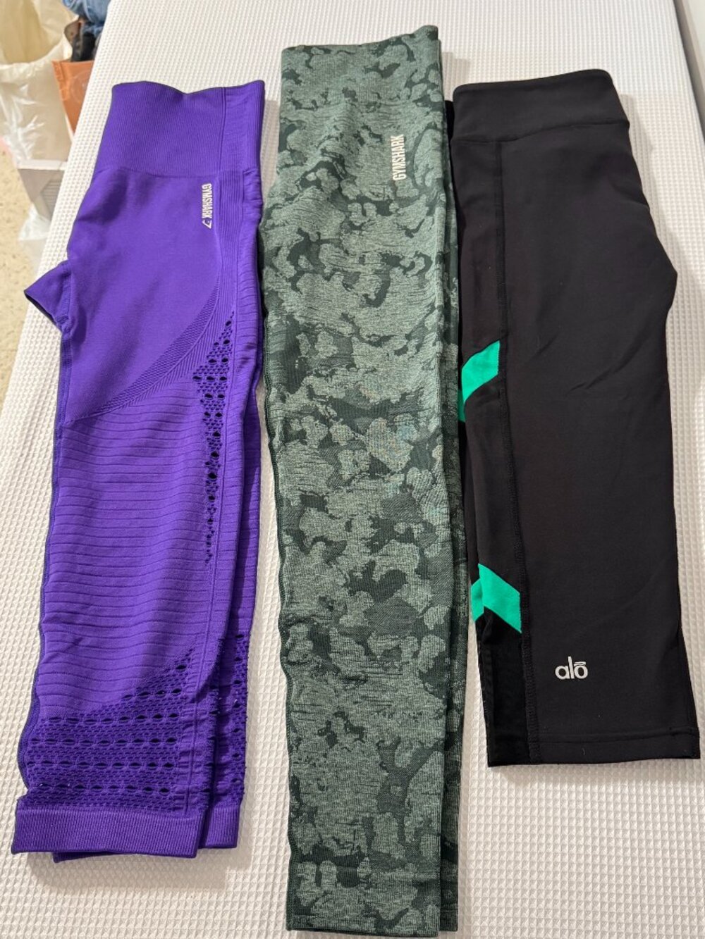 3pc. Athleisure Legging Bundle Alo Yoga, Gymshark